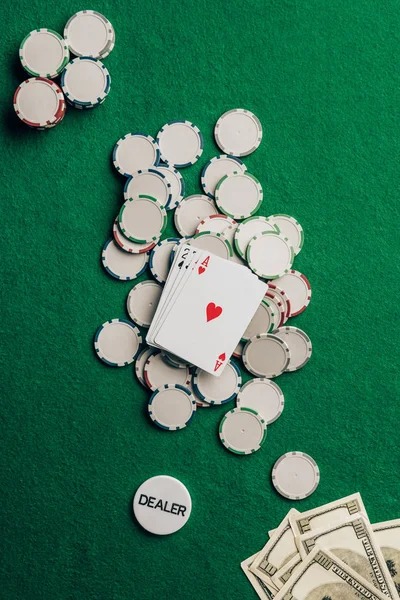 Live video stream of Speed Baccarat dealer and table on hoki 177